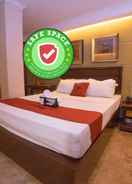 BEDROOM RedDoorz Plus @ Project 6 Quezon City