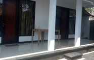 Lobi 4 East Guest House