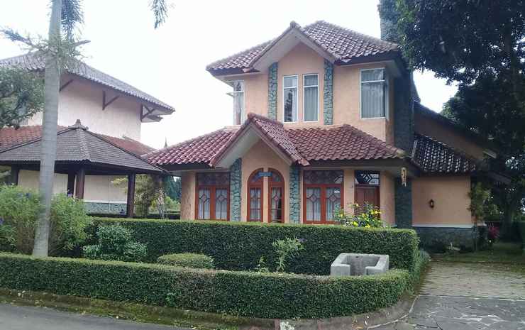  Villa Ciater Highland 3 BR Deluxe Bandung - 