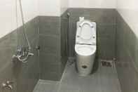 In-room Bathroom Thien Cac 2 Hotel