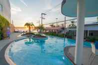 Swimming Pool Golden Jomtien Beach Hotel