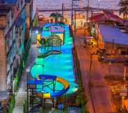 Swimming Pool 2 Golden Jomtien Beach Hotel