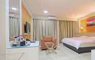 ห้องนอน 5 Center Point Apartment By RR Property