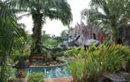 Lobi 4 Nattha Waree Hot Springs Resort