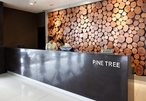 Lobby Pinetree Hotel