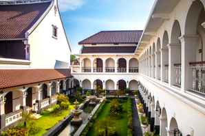 Daroessalam Syariah Heritage Hotel, Rp 800.000