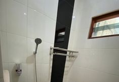 客室内バスルーム 7 Homestay Griya Banaran