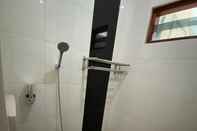 Toilet Kamar Homestay Griya Banaran