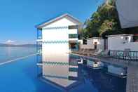 Swimming Pool Coron Underwater Garden Resort