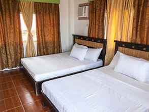 Kamar Tidur 4 Juness Beach Resort