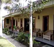 Exterior 6 Peter Homestay