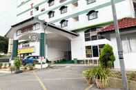 Bangunan Star Regency Hotel & Apartment 