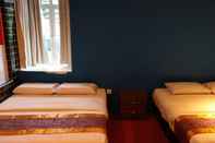 Kamar Tidur Hotel YTS