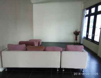 Lobby 2 D'sharia Homestay