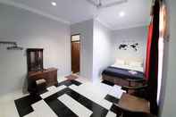 Bedroom Hotel Restu