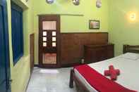 Bedroom Wooden Room at Chez Laelik Homestay