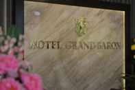 Lobi Hotel Grand Baron 