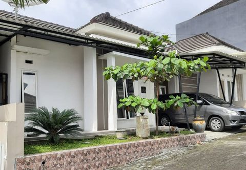 Bangunan Princess Crown Villa 1 Batu (2 BR)