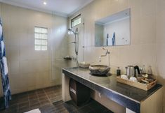 In-room Bathroom 5 Ubud Glassy Villas by Pramana Villas