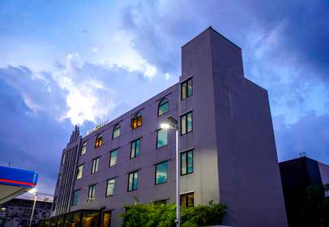 Exterior RoomQuest Bangkok Don Mueang Airport 1