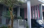 Luar Bangunan 5 3 Bedroom at Villa Batoe Residence by Nefy