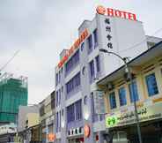 Exterior 3 Grand FC Hotel