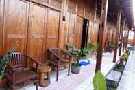 Lobby Wooden Room at Ndalem Malioboro Guest House