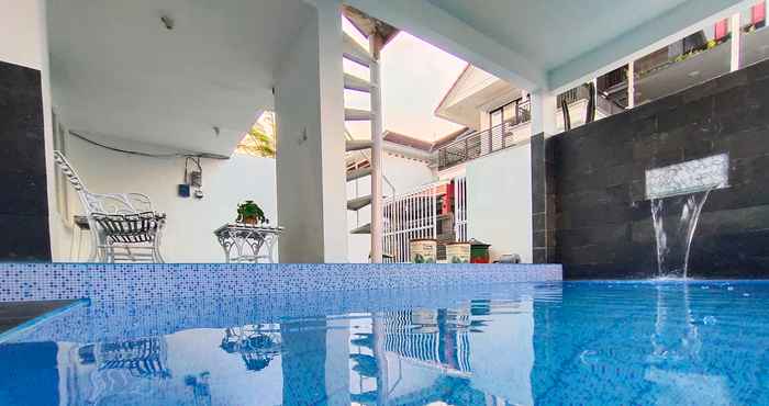 Bangunan Villa Metro 9C with private pool by N2K