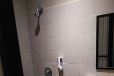 客房内浴室 Pinx's Hostel