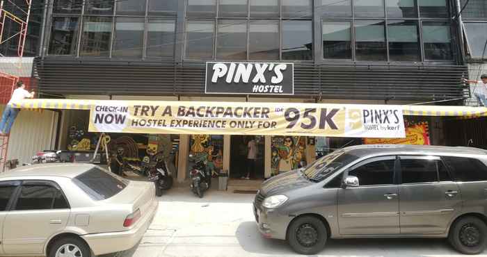 ภายนอกอาคาร Pinx's Hostel