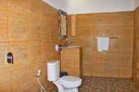 In-room Bathroom Wahyu Masari Homestay Penida