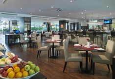 Restaurant 3 Micasa All Suite Hotel