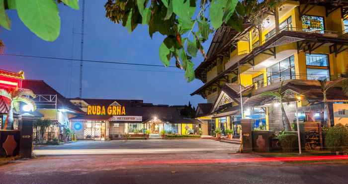 Exterior Ruba Grha