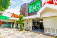 Bangunan OYO 90788 Nillo Hotel