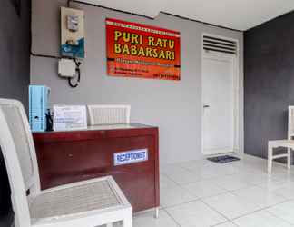 Sảnh chờ 2 Ratu Guesthouse