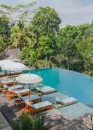 SWIMMING_POOL The Sankara Suites & Villas by Pramana