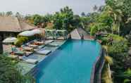 Swimming Pool 5 The Sankara Suites & Villas by Pramana