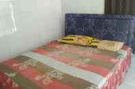 ห้องนอน Cozy Room at Martonegaran Ronggowarsito Sragen