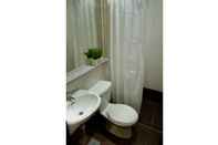 Toilet Kamar Hotel Stella