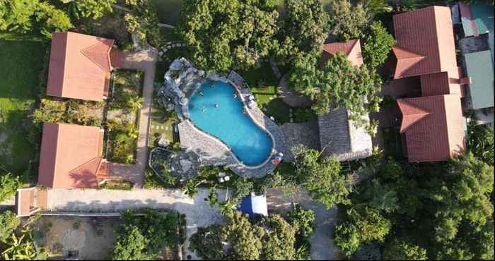 Bên ngoài Dinh Gia Home Villa & Resort