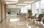 Lobi 2 The Azana Hotel Airport Semarang