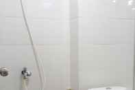 In-room Bathroom Apartemen Bassura City by MAX PROPERTY