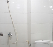 In-room Bathroom 3 Apartemen Bassura City by MAX PROPERTY