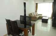 Ruang untuk Umum 6 Exclusive 2 BR Gandaria Heights Apartment with Mall Access by Travelio