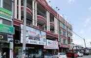 Exterior 7 Mr J Hotel Wakaf Che Yeh 2