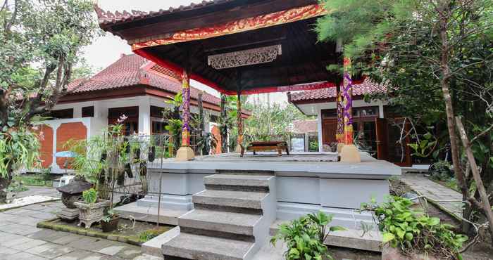 Lobby Family Room at Benik Village Syariah by Rintaka