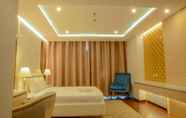 Kamar Tidur 7 Modern Luxury 2 BR Loft Apartment @ Satu8 Residence