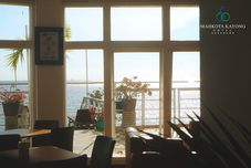 バー、カフェ、およびラウンジ Mahkota Kayong Hotel Sukadana