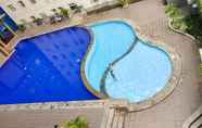 Swimming Pool 3 Modern 2BR Green Pramuka Apartment