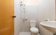 Toilet Kamar 3 City Traveler Suites